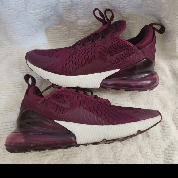 ❤️SOLD❤️ Nike Air Max 270 Bordeaux Wine - Picture 5 of 8